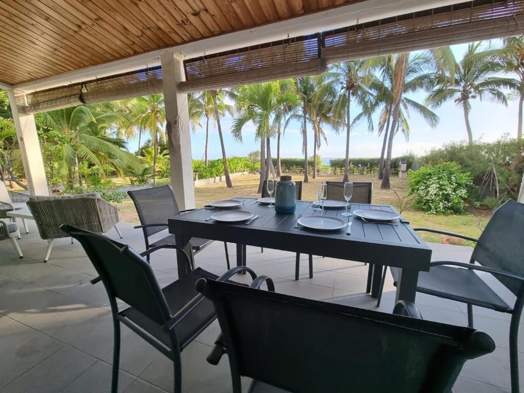 Villa & Bungalow 'Coco Des Sables' Les Pieds Dans L'Eau La Saline Le Bains Luaran gambar